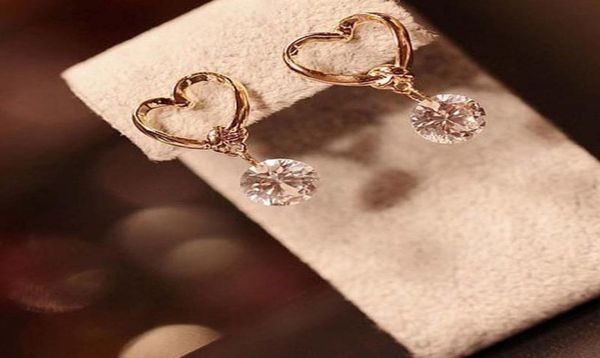 new fashion lovely women antiallergic heart crystal ear stud earrings gift girls new arrival 3134829, Golden;silver
new fashion lovely women antiallergic heart crystal ear stud earrings gift girls new arrival 3134829, Golden;silver