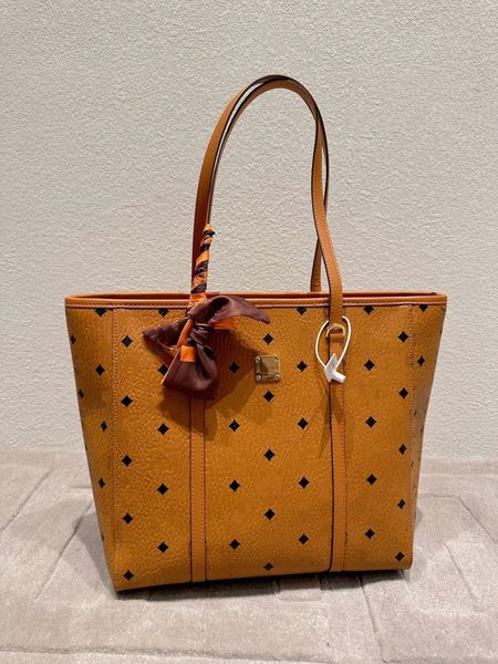 mc designer women's shoulder bag new retro light luxury genuines leather visetoss shopping bags to quality men tote crossbodys bags fas
mc designer women's shoulder bag new retro light luxury genuines leather visetoss shopping bags to quality men tote crossbodys bags fas