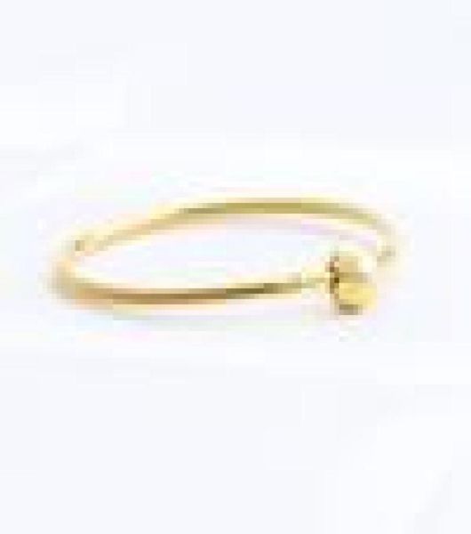wholesalesmooth bone chain for 925 sterling silver plated 18k gold ladies bracelet with original box holiday gift6637716, Golden;silver
wholesalesmooth bone chain for 925 sterling silver plated 18k gold ladies bracelet with original box holiday gift6637716, Golden;silver