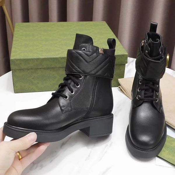 2023 designer leather martin boots fashion spring and autumn women's boots round toe metal decoration temperament british style short b, Black
2023 designer leather martin boots fashion spring and autumn women's boots round toe metal decoration temperament british style short b, Black