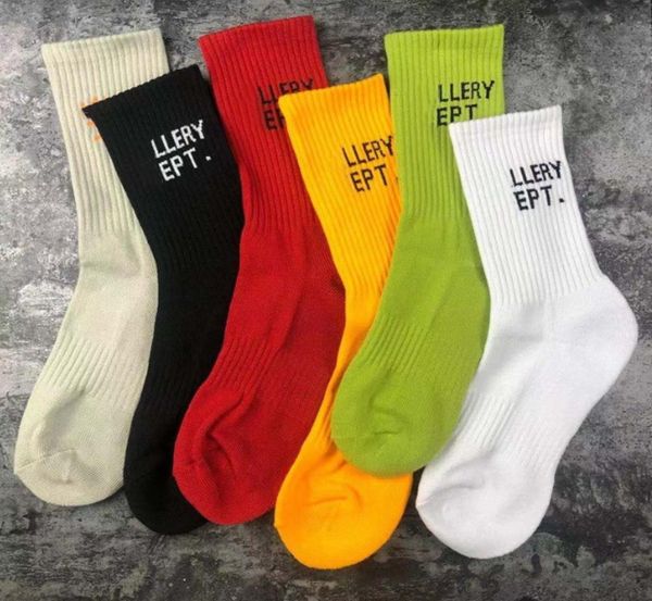 2 pairs designer sock autumn and winter graffiti letters street art pure color cotton towel bottom sports socks men and women fash7164109, Black
2 pairs designer sock autumn and winter graffiti letters street art pure color cotton towel bottom sports socks men and women fash7164109, Black
