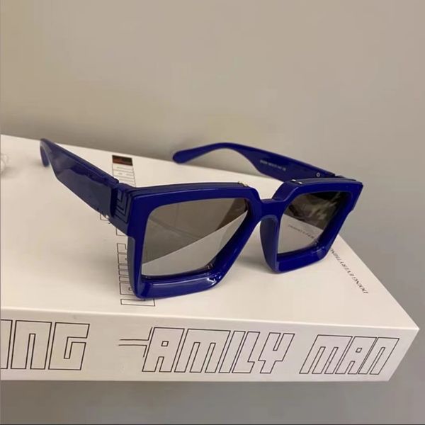 super uv resistant designer sunglasses trendsetter retro hip-hop street pgraphy style with a strong sense of technology sunglasses, White;black
super uv resistant designer sunglasses trendsetter retro hip-hop street pgraphy style with a strong sense of technology sunglasses, White;black
