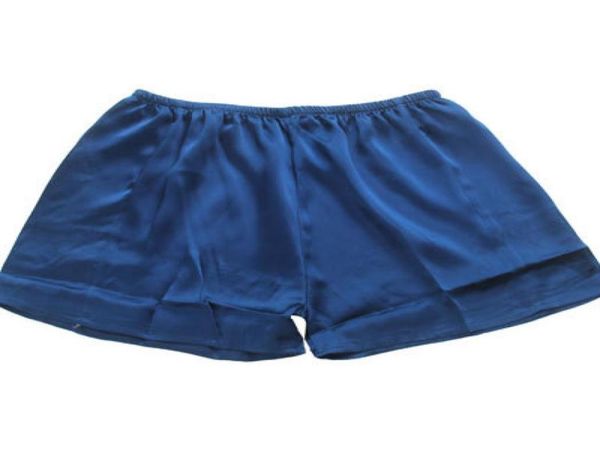 whole shorts men 100 mulberry silk loose casual lounge pants summer silk safety bottons underwear boxers5719576, Black;white
whole shorts men 100 mulberry silk loose casual lounge pants summer silk safety bottons underwear boxers5719576, Black;white