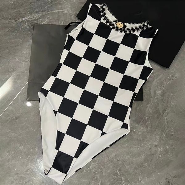 designer printed bikini letter printed one piece women bathing suit swimwear outdoor beach sports swimwear bikini shaped bikini biquini, White;black
designer printed bikini letter printed one piece women bathing suit swimwear outdoor beach sports swimwear bikini shaped bikini biquini, White;black