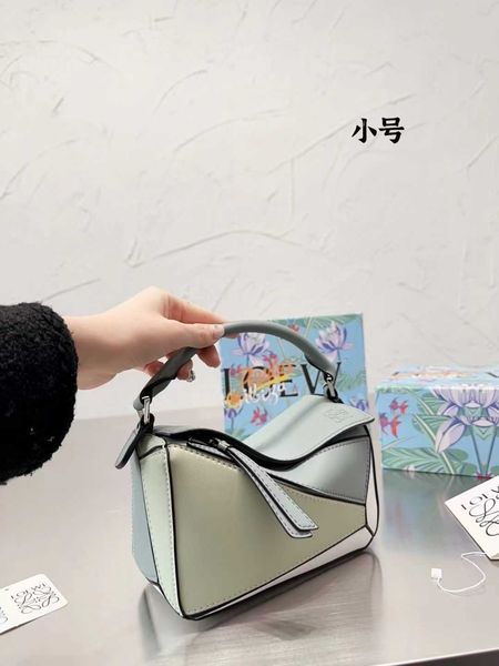 luxury designer loevve bag fashion tote shoulder canvas bags colored geometric large capacity commuter leather one crossbody handbag purse w
luxury designer loevve bag fashion tote shoulder canvas bags colored geometric large capacity commuter leather one crossbody handbag purse w