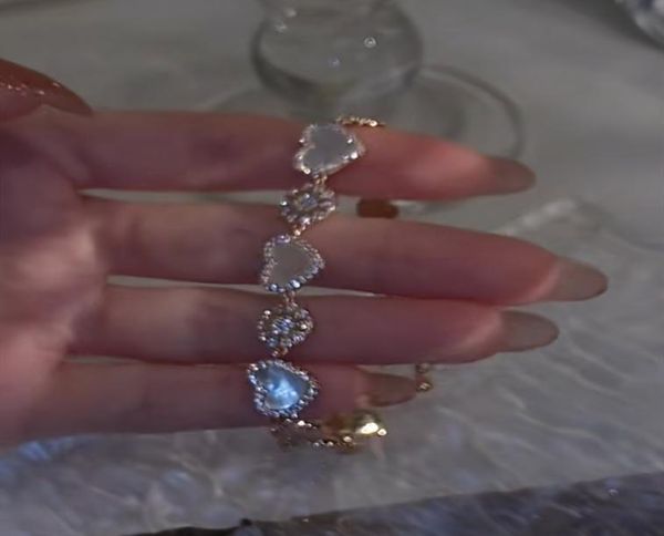 2022 new fashion luxury shell charm bracelets womens 18k gold sweet love heart designer bracelet jewelry with shining cz zircon je2251000, Golden;silver
2022 new fashion luxury shell charm bracelets womens 18k gold sweet love heart designer bracelet jewelry with shining cz zircon je2251000, Golden;silver