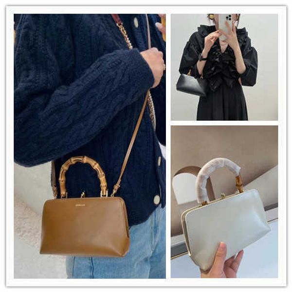 jil sander jil * sander summer french bamboo joint bag cowhide mouth gold bag exquisite clip bag crossbody handheld dinner bag
jil sander jil * sander summer french bamboo joint bag cowhide mouth gold bag exquisite clip bag crossbody handheld dinner bag