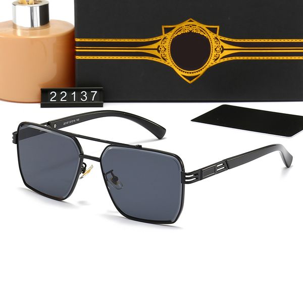 luxury designer sunglasses original eyeglasses outdoor 22137 wholesale shades pc frame fashion classic lady mirrors for women and men sun gl, White;black
luxury designer sunglasses original eyeglasses outdoor 22137 wholesale shades pc frame fashion classic lady mirrors for women and men sun gl, White;black