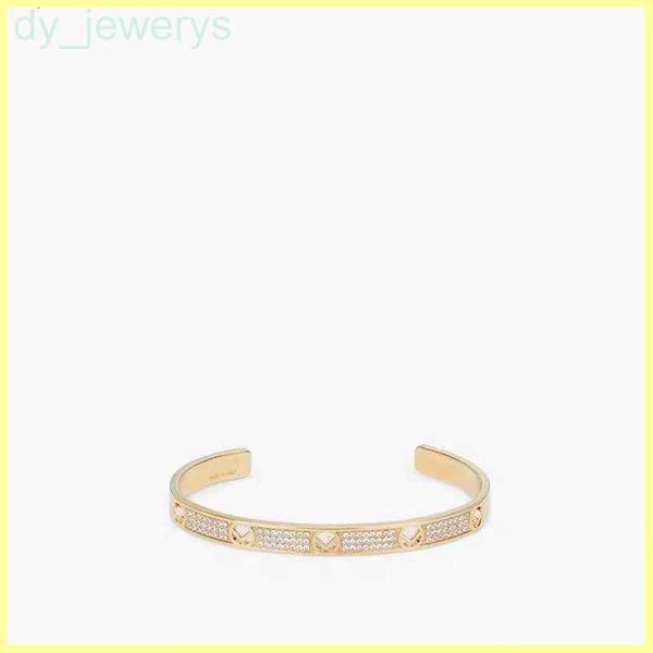 2021 fashion designer bracelet for mens women full diamond gold letters f bracelets gifts womens luxury love bracelets jewelry 21090902r, Black
2021 fashion designer bracelet for mens women full diamond gold letters f bracelets gifts womens luxury love bracelets jewelry 21090902r, Black