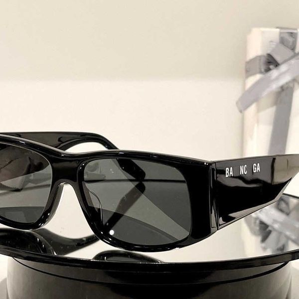 designer brand glasses fashion france limited new sunglasses for men and women casual sunscreen non-luminous sunglasses, White;black
designer brand glasses fashion france limited new sunglasses for men and women casual sunscreen non-luminous sunglasses, White;black