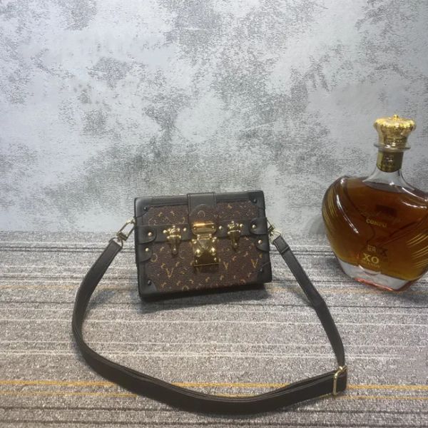 handbags tote shoulder bags petite malle mini monograms hasp trunk box chain bag womens canvas leather crossbody tote luxurys designers wall
handbags tote shoulder bags petite malle mini monograms hasp trunk box chain bag womens canvas leather crossbody tote luxurys designers wall