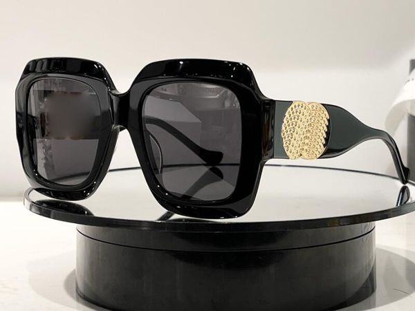 realfine888 5a eyewear cc3654 cc4031s cc71403 luxury designer sunglasses for man woman with glasses cloth box, White;black
realfine888 5a eyewear cc3654 cc4031s cc71403 luxury designer sunglasses for man woman with glasses cloth box, White;black