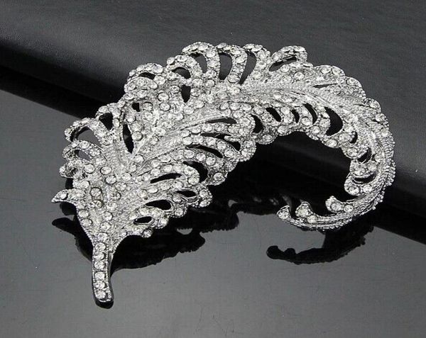 32 inch rhodium silver plated rhinestone diamante large leaf or feather brooch5096088, Gray
32 inch rhodium silver plated rhinestone diamante large leaf or feather brooch5096088, Gray