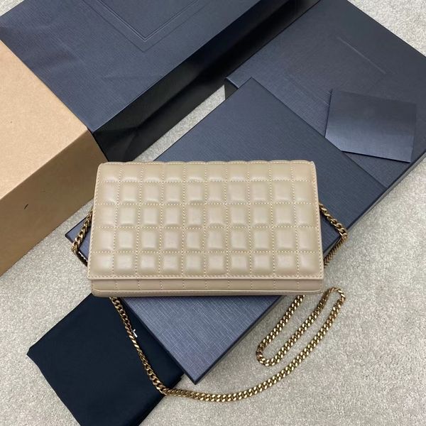 2023 classic fashion luxury new chain wallet retro trend brand sheep leather with square ribbed seams for low profile yet high end crossbody
2023 classic fashion luxury new chain wallet retro trend brand sheep leather with square ribbed seams for low profile yet high end crossbody