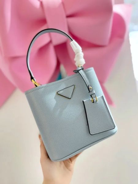 2023 women designer ophidia bag small handbag under shoulder bag chain bag luxurys designers bags handbags cross body purses totes
2023 women designer ophidia bag small handbag under shoulder bag chain bag luxurys designers bags handbags cross body purses totes
