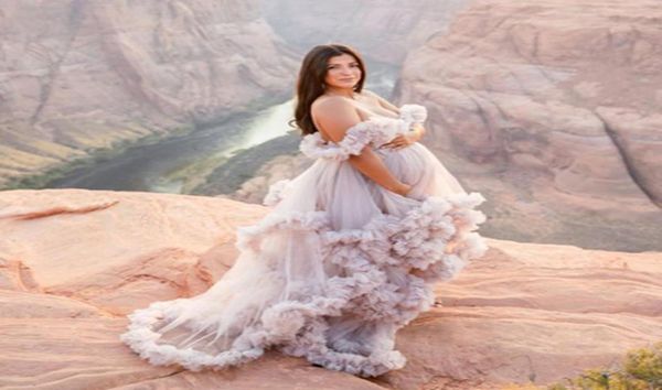 bridal ruffled tulle robes dress maternity women dressing gowns long sheer party evening dresses po shoot custom made2964194, Black;red
bridal ruffled tulle robes dress maternity women dressing gowns long sheer party evening dresses po shoot custom made2964194, Black;red