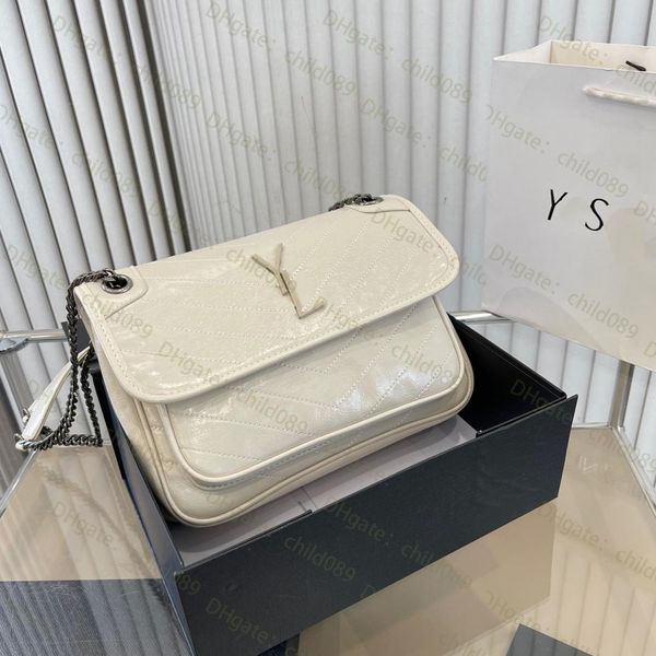 women fashion designer bag classical letter shoulder bags interior compartment hasp crossbody bag pu plain chain bags multi occasion use
women fashion designer bag classical letter shoulder bags interior compartment hasp crossbody bag pu plain chain bags multi occasion use