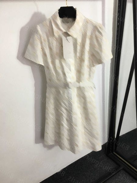 23ss women dresses summer dress womens designer clothing embroidered floral belted waistband lapel short-sleeved dress womens clothing, Black;gray
23ss women dresses summer dress womens designer clothing embroidered floral belted waistband lapel short-sleeved dress womens clothing, Black;gray