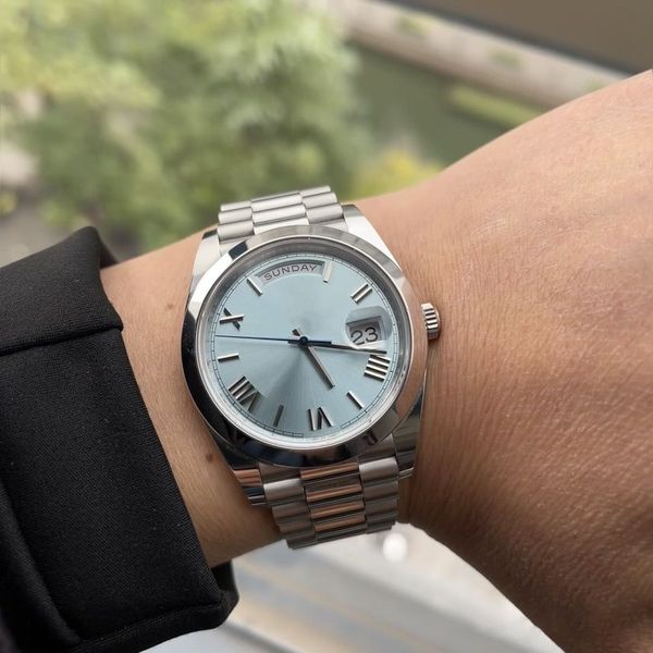 factory designer watch men's mechanical watch m228238-0042 sapphire 40mm roman digital waterproof 50m swimming holiday gift with origin, Slivery;brown
factory designer watch men's mechanical watch m228238-0042 sapphire 40mm roman digital waterproof 50m swimming holiday gift with origin, Slivery;brown
