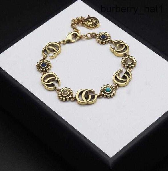 luxury design bangles brand letter bracelet chain famous women 18k gold plated crystal rhinestone pearl wristband link chain couple gifts je, Black
luxury design bangles brand letter bracelet chain famous women 18k gold plated crystal rhinestone pearl wristband link chain couple gifts je, Black