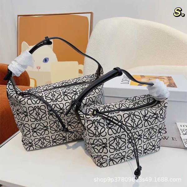 shoulder classical fashion loewz designer embroidered bag bags versatile beach underarm spain girl trend cubi 2023 high grade leather women
shoulder classical fashion loewz designer embroidered bag bags versatile beach underarm spain girl trend cubi 2023 high grade leather women