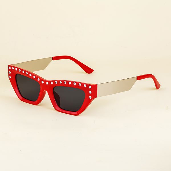 personality luxury design cat-eye sunglasses female small frame diamond-encrusted sunglasses european and american style party funny, White;black
personality luxury design cat-eye sunglasses female small frame diamond-encrusted sunglasses european and american style party funny, White;black