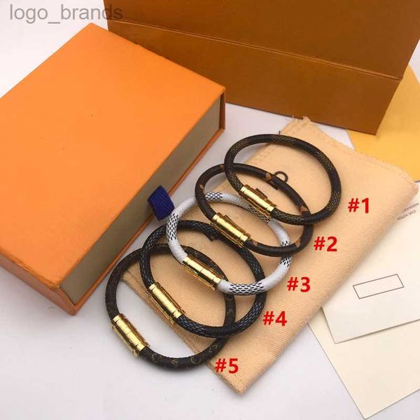 with box luxury charm bracelets old flower bangle designer letter jewelry leather 18k gold plated stainless steel bracelet wedding gifts acc, Golden;silver
with box luxury charm bracelets old flower bangle designer letter jewelry leather 18k gold plated stainless steel bracelet wedding gifts acc, Golden;silver
