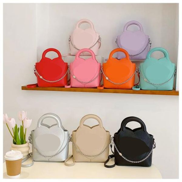 2023 fashion womens handbag new jelly color large capacity bucket bag commuter versatile broadband shoulder crossbody bags
2023 fashion womens handbag new jelly color large capacity bucket bag commuter versatile broadband shoulder crossbody bags