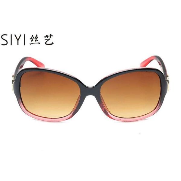 8016 new fashion sunglasses trend sunglasses women's large frame round face sunglasses, White;black
8016 new fashion sunglasses trend sunglasses women's large frame round face sunglasses, White;black