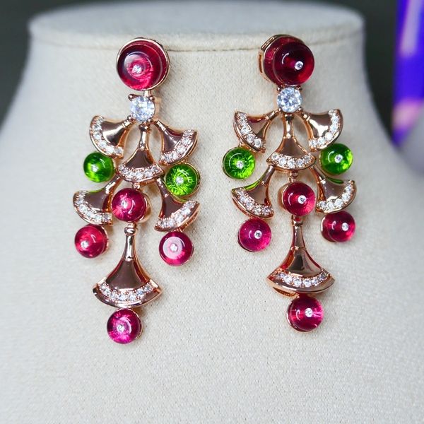 stud wholesale romantic cubic zircon and green-red color stone geometric fan-shaped long dangle earrings rose gold plated jewelry 230712, Golden;silver
stud wholesale romantic cubic zircon and green-red color stone geometric fan-shaped long dangle earrings rose gold plated jewelry 230712, Golden;silver