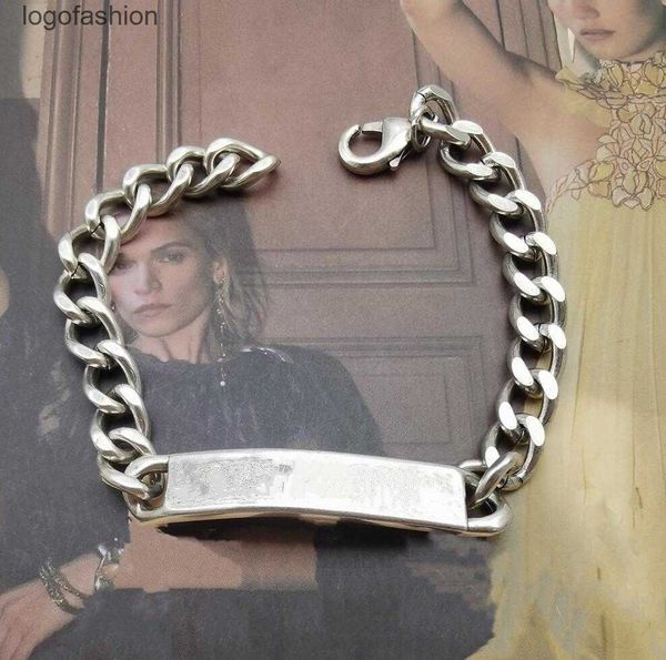 Simple Couples Charm Bracelets Designers Unisex Letter Cuba Jewelry Bracelets Fashion Classic Personality Women Valentine's Day Gift
Simple Couples Charm Bracelets Designers Unisex Letter Cuba Jewelry Bracelets Fashion Classic Personality Women Valentine's Day Gift