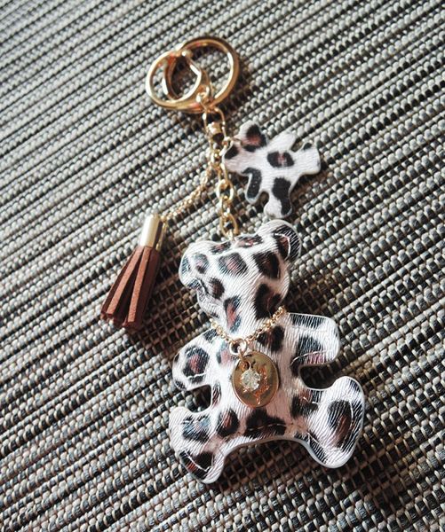 leopard teddy bear key chains keyrings pu leather tassel animal pendant bag charms keys rings holder cute fashion car keychains je5631414, Slivery;golden 
leopard teddy bear key chains keyrings pu leather tassel animal pendant bag charms keys rings holder cute fashion car keychains je5631414, Slivery;golden