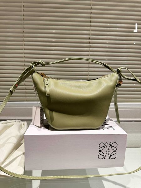 versatile brand girl bags hobo 2023 hammock classical loewz trendy designer women's bag family beach spain portable white shoulder stic
versatile brand girl bags hobo 2023 hammock classical loewz trendy designer women's bag family beach spain portable white shoulder stic
