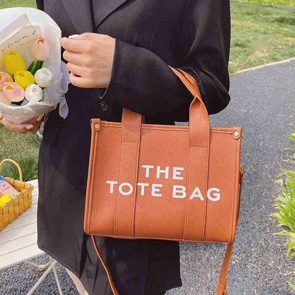 marcs letter evening bags women deisgner handbag fashion texture leather marc tote bag luxury crossbody bags female shoulder wallet 220607
marcs letter evening bags women deisgner handbag fashion texture leather marc tote bag luxury crossbody bags female shoulder wallet 220607