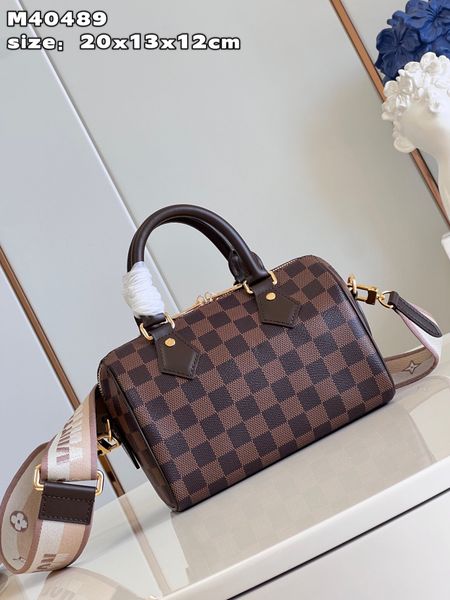 m40489 women's tote high-end quality crossbody bag with rolled leather handle shoulder bag padlock and key bag shoulder crossbody switc
m40489 women's tote high-end quality crossbody bag with rolled leather handle shoulder bag padlock and key bag shoulder crossbody switc