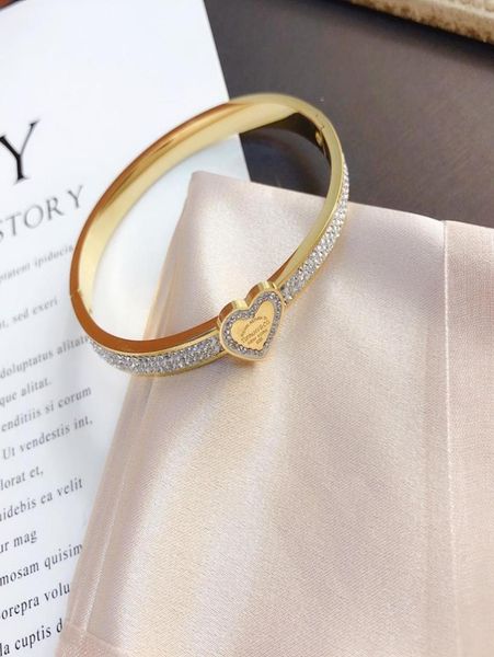 europe america fashion style bracelets women bangle designer letter jewelry crystal 18k gold plated stainless steel wedding lovers5621043, Black
europe america fashion style bracelets women bangle designer letter jewelry crystal 18k gold plated stainless steel wedding lovers5621043, Black