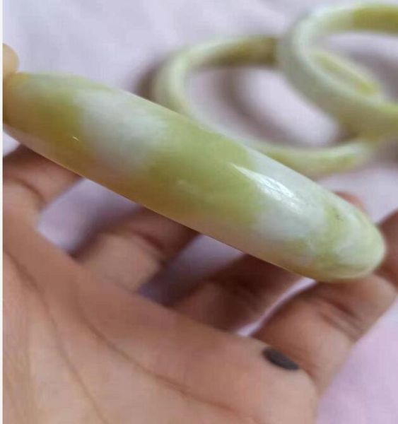 5662mm natural jiang hua lantian jade handmade bracelet del ivery x13855154, Black
5662mm natural jiang hua lantian jade handmade bracelet del ivery x13855154, Black