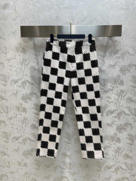 designer women pants girl pants size s-l fashion black and white contrasting checkered pattern printing trousers july10, Black;white
designer women pants girl pants size s-l fashion black and white contrasting checkered pattern printing trousers july10, Black;white