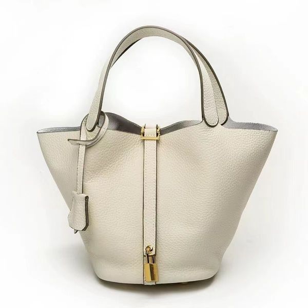 togo wenzhen litchi grain cowhide hand-carried shopping basket bag diy hand-made material bag soft leather bucket bag gift
togo wenzhen litchi grain cowhide hand-carried shopping basket bag diy hand-made material bag soft leather bucket bag gift