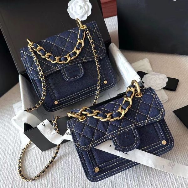 23s designer bag denim fabric chain messenger bag shoulder handbag high-value ladies big bag square blue vintage denim the tote bag crossbod
23s designer bag denim fabric chain messenger bag shoulder handbag high-value ladies big bag square blue vintage denim the tote bag crossbod