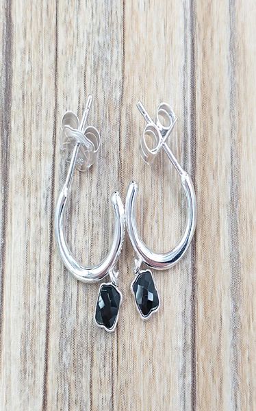 mini onix earrings stud in silver with onyx bear jewelry 925 sterling fits european jewelry style gift andy jewel 9184535308302036, Golden;silver
mini onix earrings stud in silver with onyx bear jewelry 925 sterling fits european jewelry style gift andy jewel 9184535308302036, Golden;silver