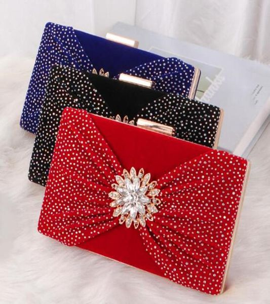retro dinner bag female ladies diamond banquet handbag bridesmaid evening dress chain shoulder messenger bags4936665, Black
retro dinner bag female ladies diamond banquet handbag bridesmaid evening dress chain shoulder messenger bags4936665, Black