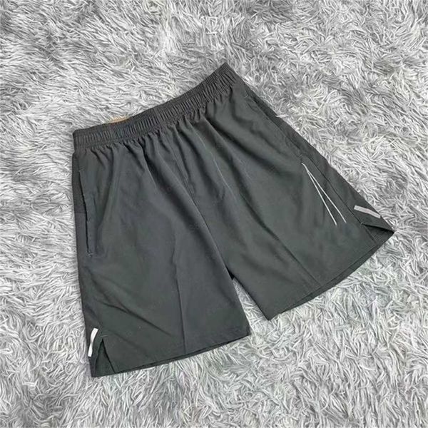 men's shorts summer casual way stretch fabric fashion sports pants 866t, White;black
men's shorts summer casual way stretch fabric fashion sports pants 866t, White;black