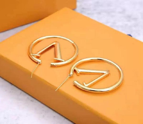 hoop huggie designer earrings designer for women earings jewlery luxury earring womens earing stainless steel letter gift stud cla6109471, Golden;silver
hoop huggie designer earrings designer for women earings jewlery luxury earring womens earing stainless steel letter gift stud cla6109471, Golden;silver