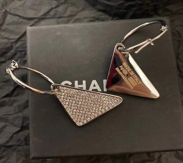 luxury stud fashion brand designer pendiente double hoop earring for women earrings fit original charms diy earrings fine jewelry8449735, Golden;silver
luxury stud fashion brand designer pendiente double hoop earring for women earrings fit original charms diy earrings fine jewelry8449735, Golden;silver
