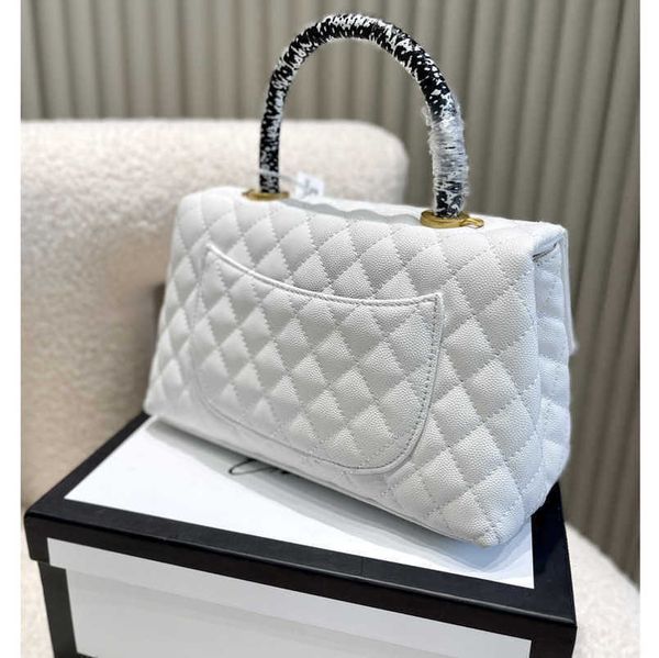 luxury fashion women's hand bags brand cc small lingge chain caviar fla calfskin bag women genuine leather mini handbags crossbody hand
luxury fashion women's hand bags brand cc small lingge chain caviar fla calfskin bag women genuine leather mini handbags crossbody hand