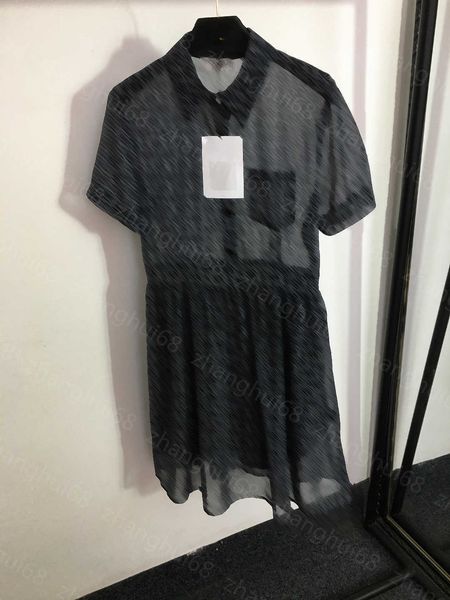 23ss women dresses summer dress womens designer clothing polka dot logo printed thin flowing chiffon lapel short sleeve waist dress womens c, Black;gray
23ss women dresses summer dress womens designer clothing polka dot logo printed thin flowing chiffon lapel short sleeve waist dress womens c, Black;gray