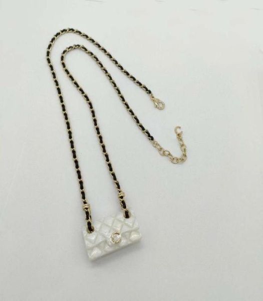 2023 luxury quality charm handbag pendant necklace in two colors pink and white with black genuine leather have box stamp ps7538a1437756, Silver
2023 luxury quality charm handbag pendant necklace in two colors pink and white with black genuine leather have box stamp ps7538a1437756, Silver