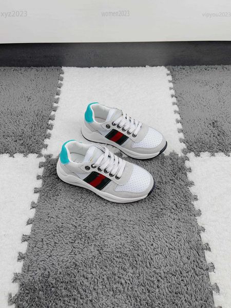 designer kids casual shoe child sneakers side color stripe decoration baby shoes box protection shipment multiple product, Black;red
designer kids casual shoe child sneakers side color stripe decoration baby shoes box protection shipment multiple product, Black;red