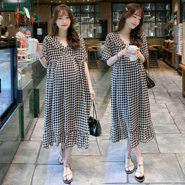 8810# 2022 summer korean fashion plaid maternity long dress sweet elegant a line loose clothes for pregnant women pregnancy l230712, White
8810# 2022 summer korean fashion plaid maternity long dress sweet elegant a line loose clothes for pregnant women pregnancy l230712, White
